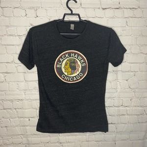 Blue 84 Chicago Blackhawks Logo TShirt Womens XL Black Distressed NHL